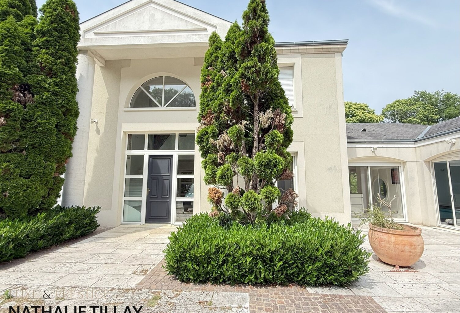 Ardon, proche Orléans, golf de Limere, à vendre Maison d'architecte, avec jardin et piscine — photo 1