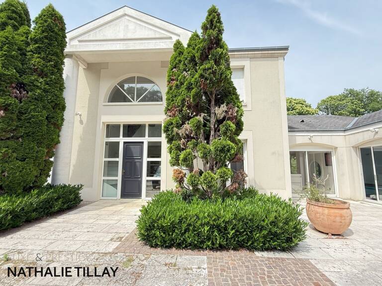 Ardon, proche Orléans, golf de Limere, à vendre Maison d'architecte, avec jardin et piscine — photo 1