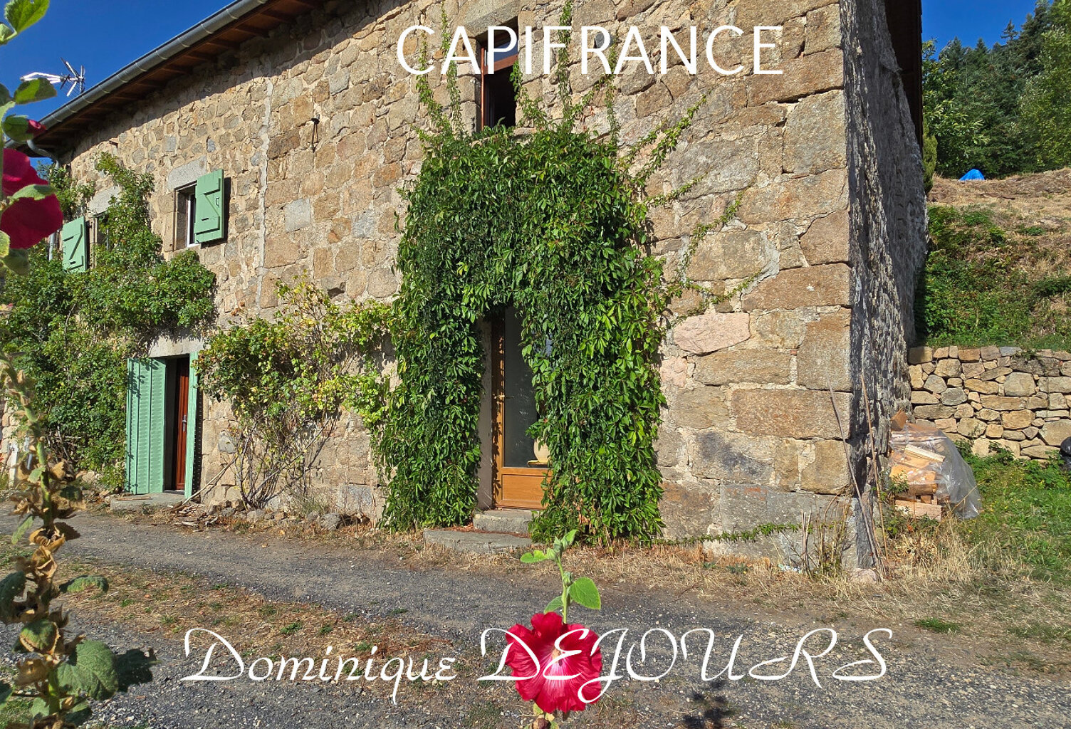 Maison en pierres avec deux logements, terrasse et terrain de 7 800 m² – Saint-Jean-Roure (07160) — photo 1
