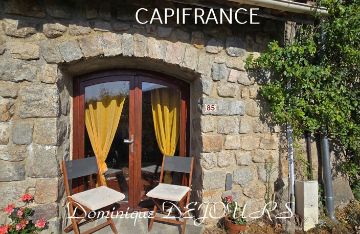 Maison en pierres avec deux logements, terrasse et terrain de 7 800 m² – Saint-Jean-Roure (07160) — photo 5