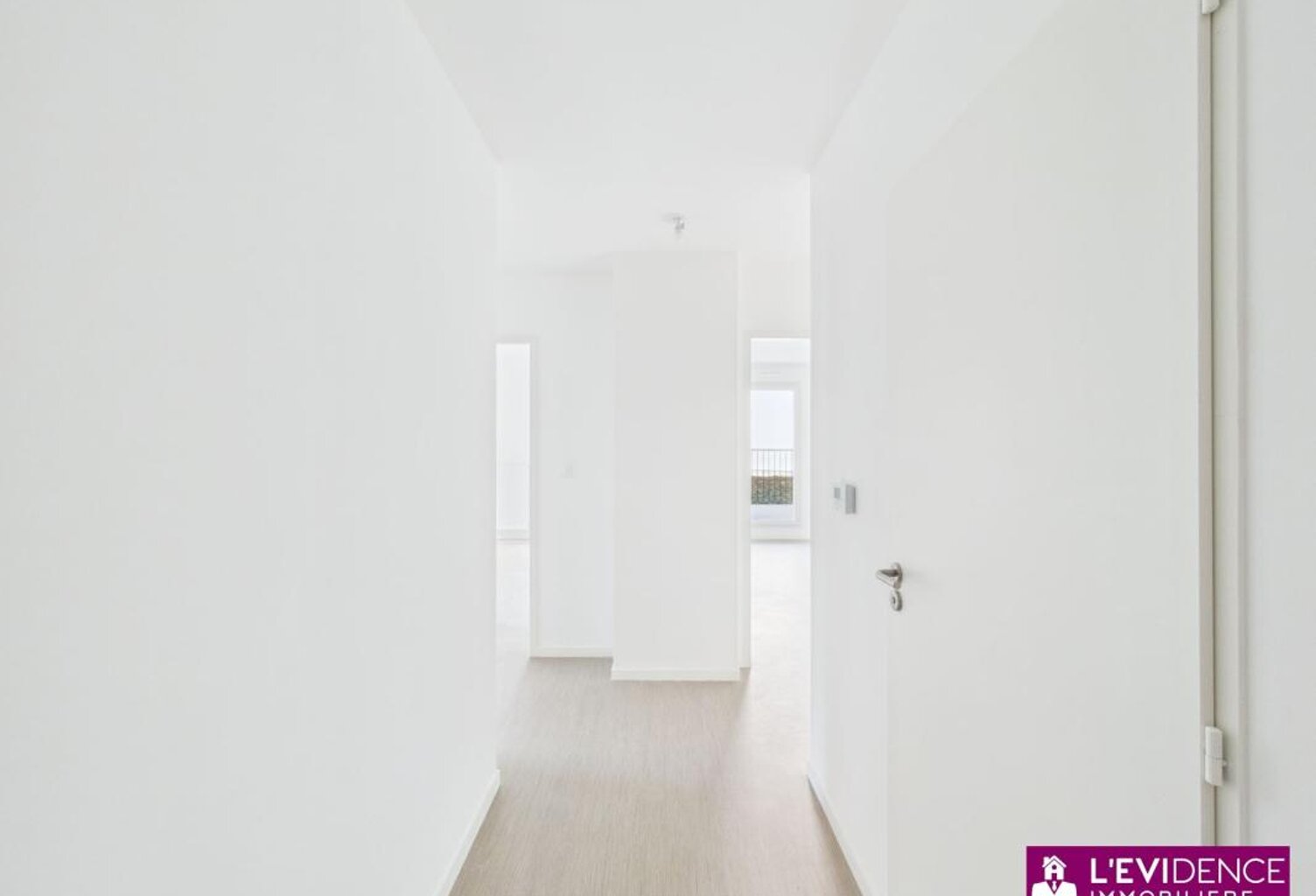 Appartement À Louer — photo 1