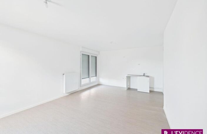 Appartement À Louer — photo 2
