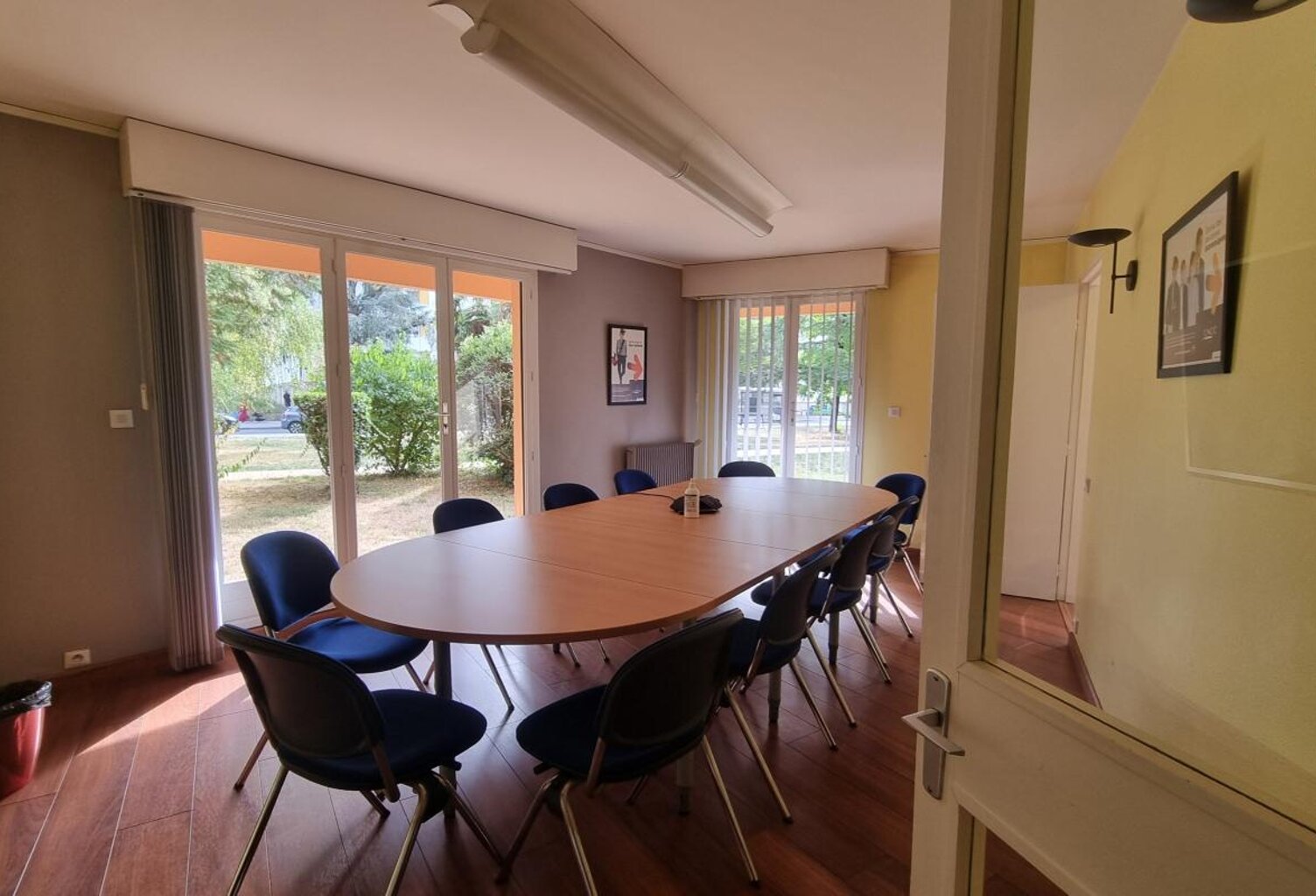 Appartement À Vendre — photo 1
