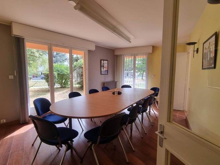 Appartement À Vendre — photo 1