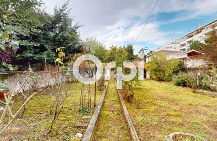 MAISON À RÉNOVER – FORT POTENTIEL – TERRAIN DE 508 M² – SECTEUR FRANKLIN ROOSEVELT — photo 2