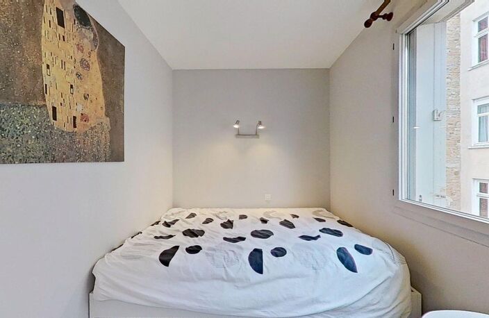 26-28 rue d'Ivry LYON 69004 - T1 Meublé - 550 €CC — photo 5