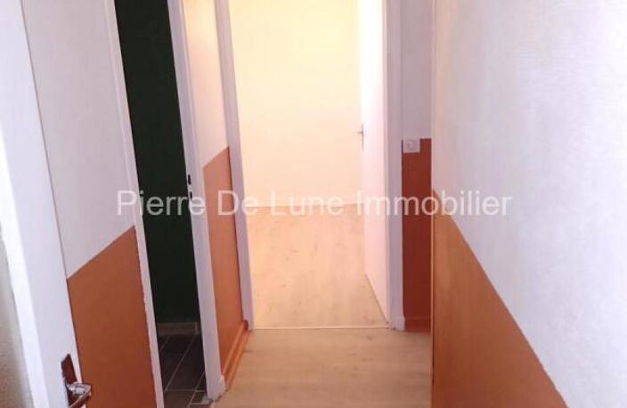 T3 à louer centre Le Bois D'Oingt — photo 5