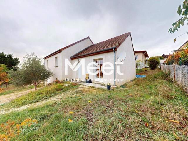 Maison 5 pièces 4 chambre — photo du bien