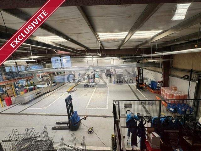 A VENDRE- BÂTIMENT INDÉPENDANT DE 1 265M²- NEUILLY-SUR-MARNE — photo du bien