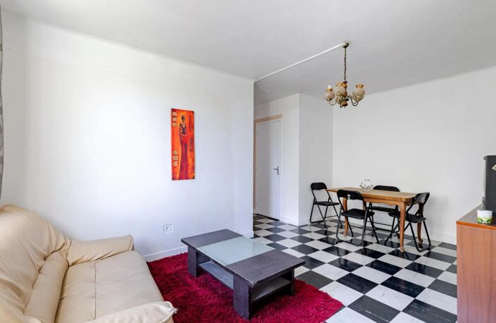 Appartement F4 de 67 m² à Villiers-le-Bel — photo 4