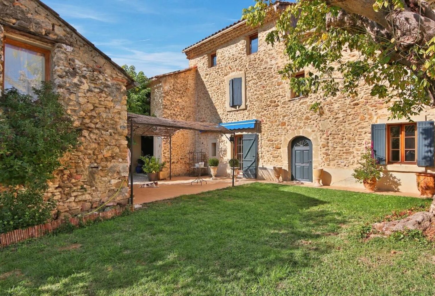 Maison coup de coeur de 5 pièces de 160 m² à Camaret-sur-Aigues — photo 1