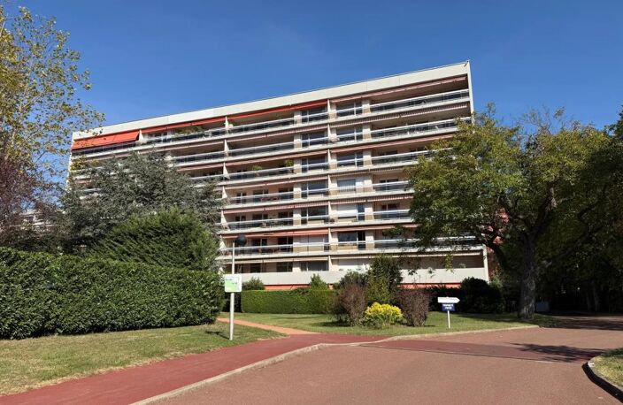 Appartement de 6 pièces de 142 m² à Lyon — photo 2