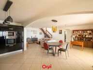ORPI - En exclusivité cette superbe villa avec vue mer et piscine — photo 2