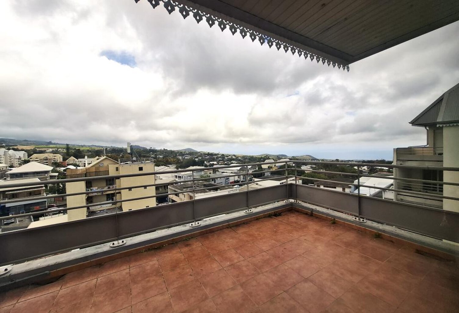 APPARTEMENT T3 | NON MEUBLE | VUE OCEAN — photo 1
