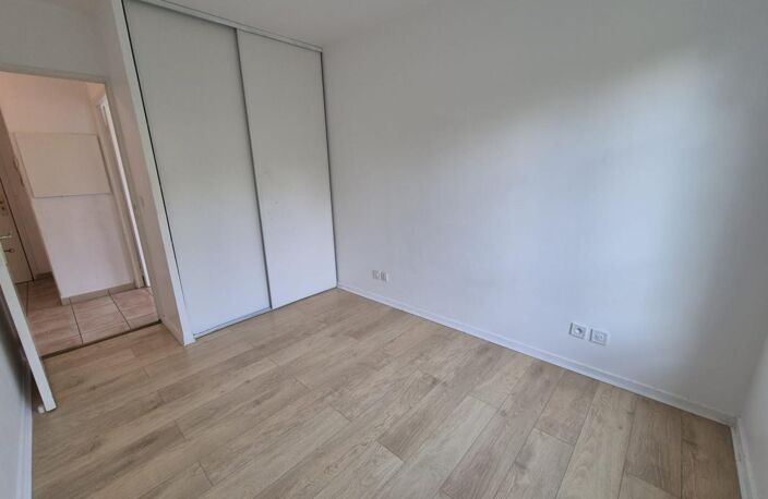 Appartement F3 2 chambres 10mn à pied gare ligne H — photo 4