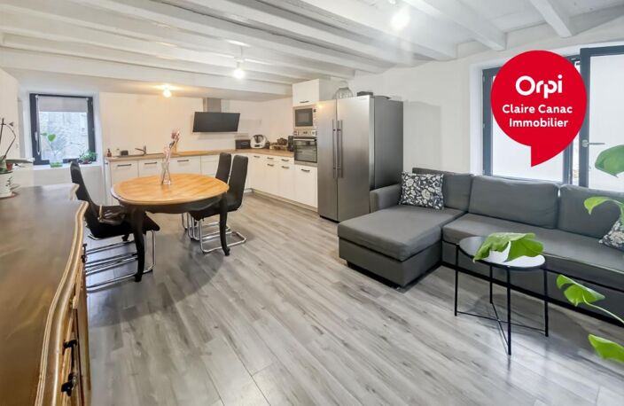 À Vendre, CASTRES – Maison Familiale Rénovée 4 Chambres, Garage et Combles Aménageables — photo 4