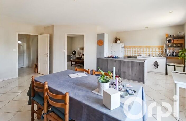 À LOUER – MAISON 3 CHAMBRES AVEC JARDIN ET GARAGE À CHANTONNAY — photo 3