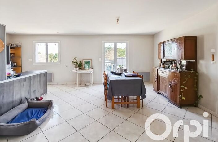 À LOUER – MAISON 3 CHAMBRES AVEC JARDIN ET GARAGE À CHANTONNAY — photo 4
