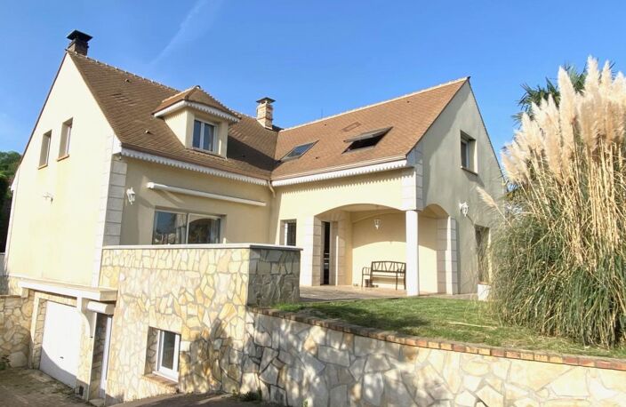 Maison 8 pièces - Mézières sur Seine — photo 2