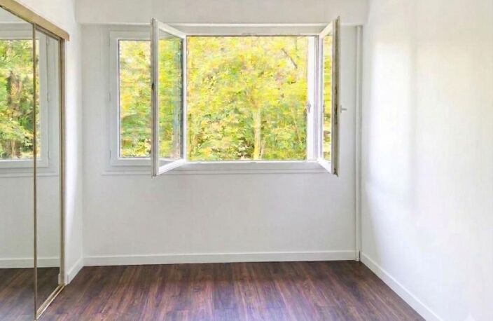 Appartement 4 pièces (avec balcon, parking sous-sol et cave) — photo 3