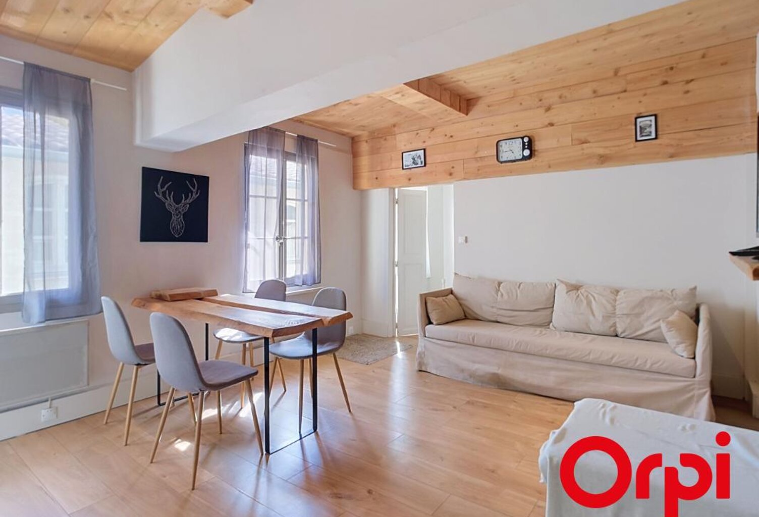 AVIGNON INTRA MUROS Appartement À Vendre Quartier Teinturiers — photo 1