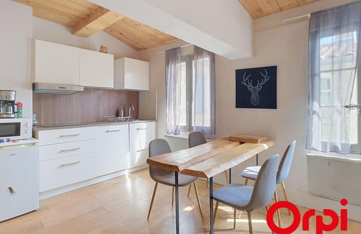 AVIGNON INTRA MUROS Appartement À Vendre Quartier Teinturiers — photo 2