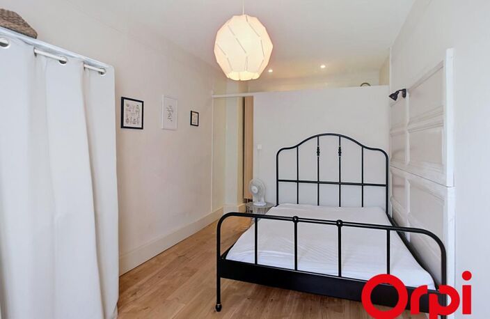 AVIGNON INTRA MUROS Appartement À Vendre Quartier Teinturiers — photo 3