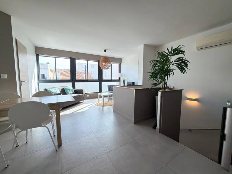 Duplex meublé à louer à l’année — photo 1