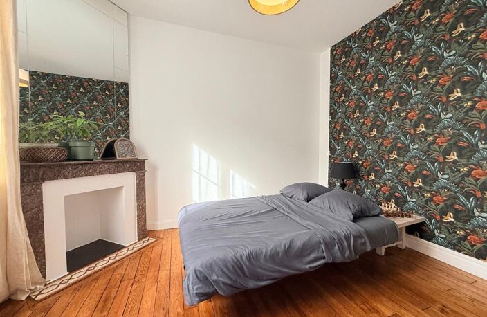 Maison de ville rénovée avec cachet et jardin privatif — photo 5