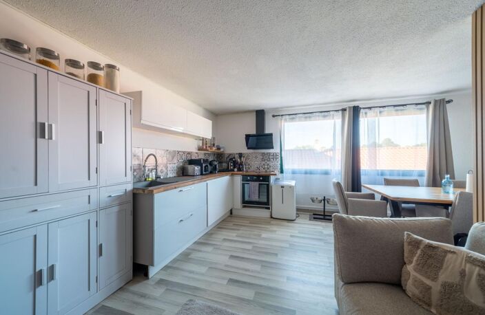 Appartement À Vendre — photo 2