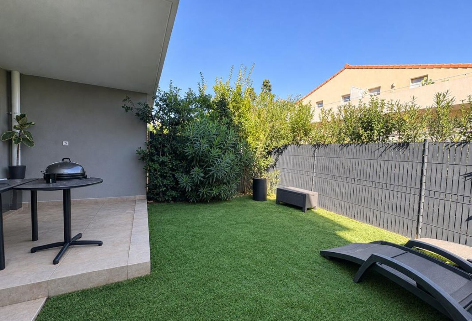 Appartement À Vendre T2 LA GARDE PROCHE PLAGE — photo 1