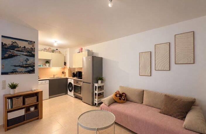 Appartement À Vendre T2 LA GARDE PROCHE PLAGE — photo 3