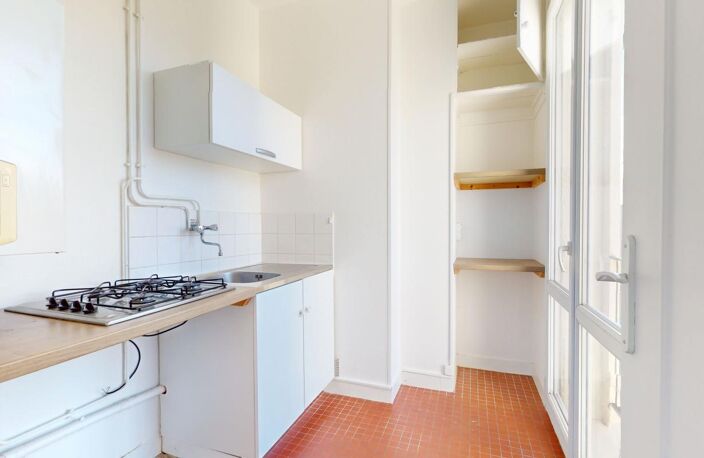 EXCLUSIVITÉ - LE HAVRE/NOTRE-DAME - APPARTEMENT T3 À VENDRE - 2 CHAMBRES  - QUARTIER RECHERCHÉ - CAVE - BELLE VUE — photo 3