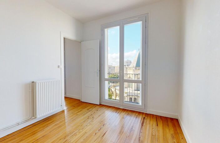 EXCLUSIVITÉ - LE HAVRE/NOTRE-DAME - APPARTEMENT T3 À VENDRE - 2 CHAMBRES  - QUARTIER RECHERCHÉ - CAVE - BELLE VUE — photo 4