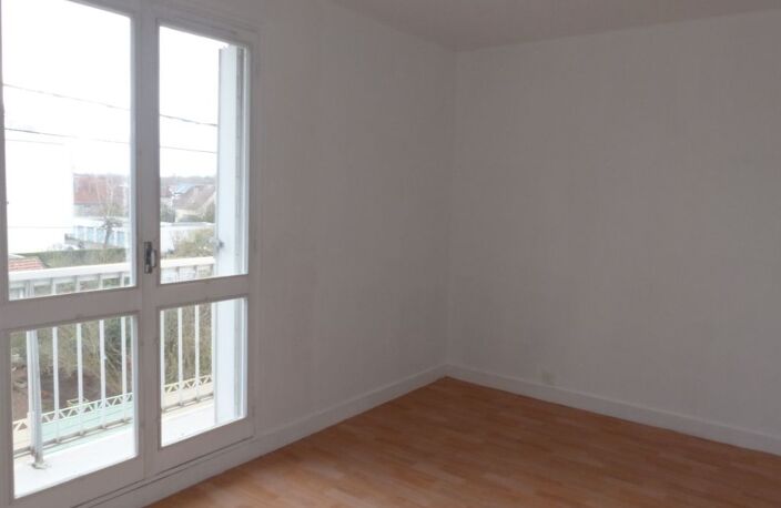 Appartement Cosne Cours Sur Loire 2 pièce(s) 48 m2 — photo 4