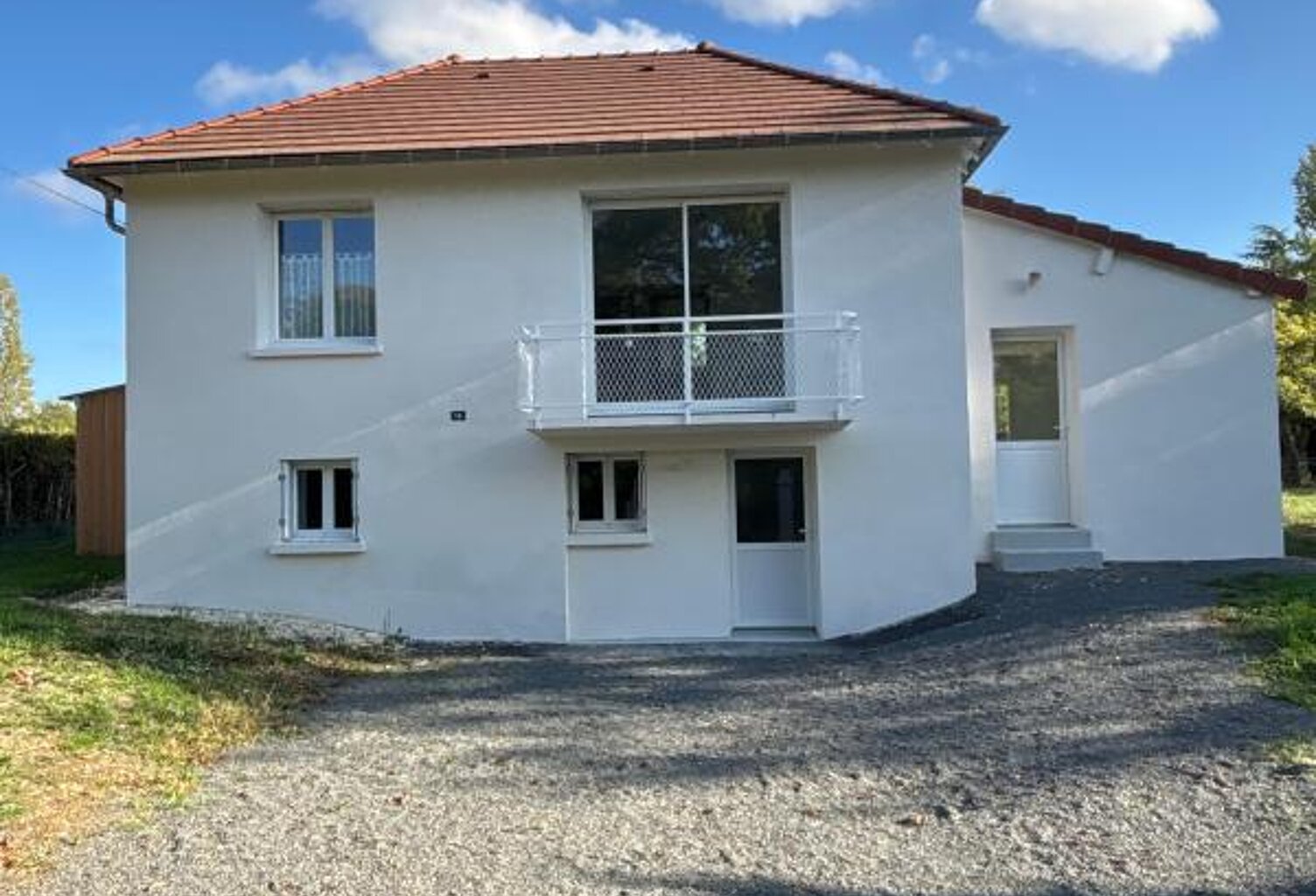 Maison À Louer — photo 1