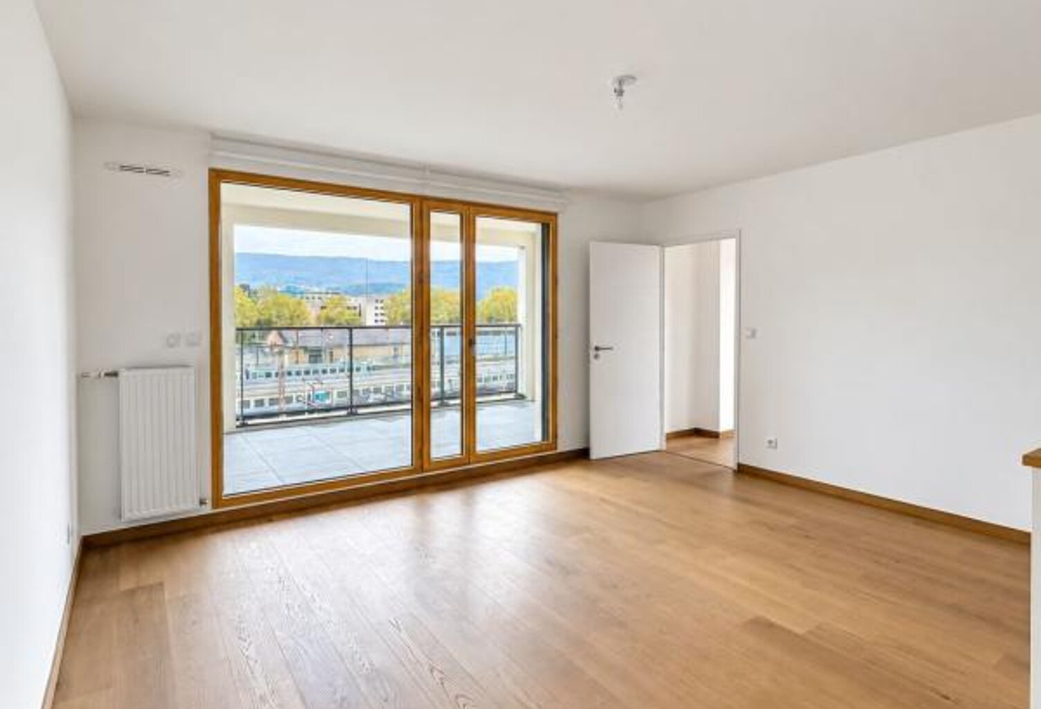 Appartement À Louer — photo 1