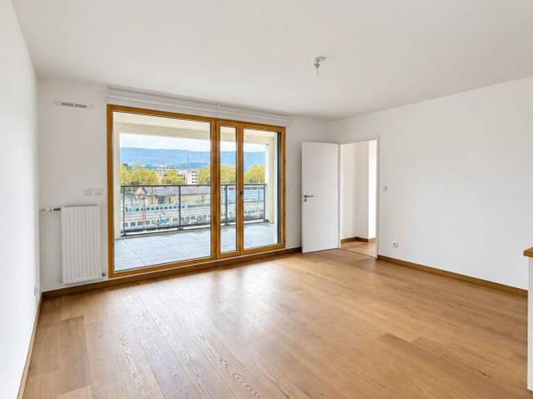 Appartement À Louer — photo 1