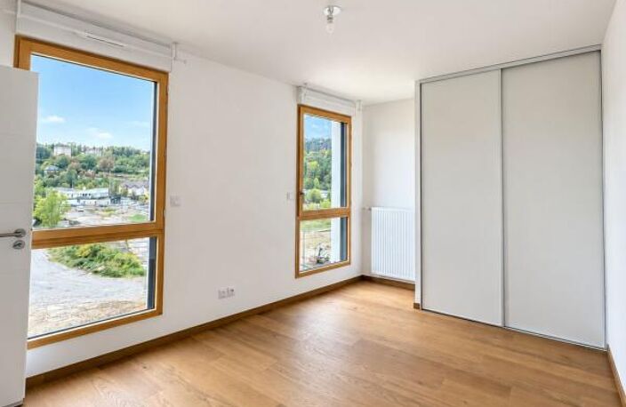Appartement À Louer — photo 3