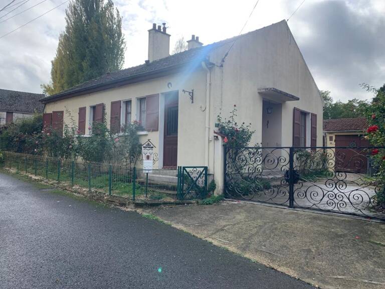 Maison À Vendre — photo 1