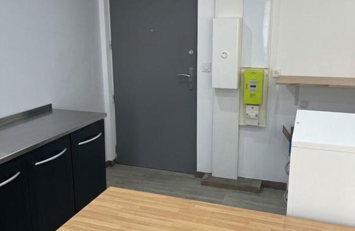🏢 Local commercial de 57 m² à Allonzier-la-Caille — photo 4