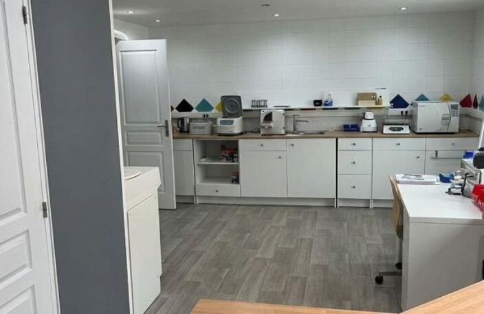 🏢 Local commercial de 57 m² à Allonzier-la-Caille — photo 5
