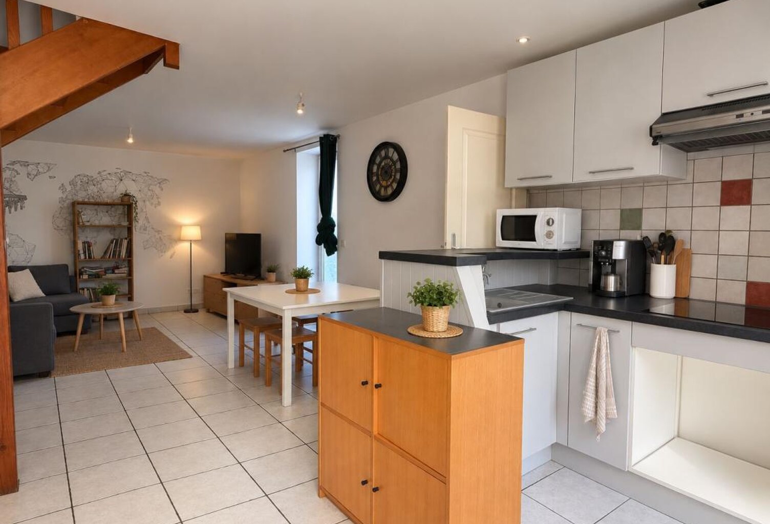 Maison T3 avec bureau et extérieur – Centre-ville de Labruguière — photo 1