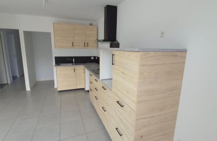 T4 avec 2 parkings et cave ! — photo 2
