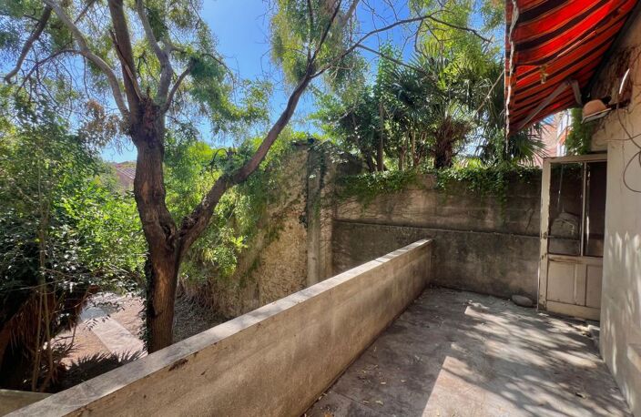 MAISON DE VILLAGE T4 EN R+1 AVEC JARDIN ET GRANDE CAVE — photo 4