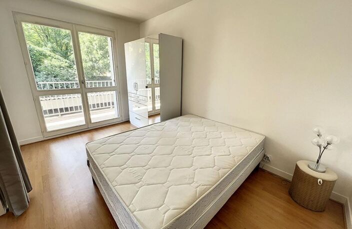 🌟 Coup de cœur à Orléans : Superbe T2 meublé avec balcon & box privé ! 🏙️ — photo 3