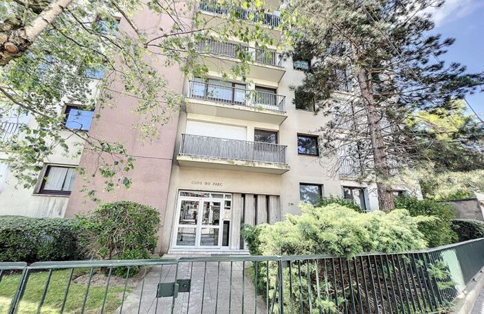 🌟 Coup de cœur à Orléans : Superbe T2 meublé avec balcon & box privé ! 🏙️ — photo 4
