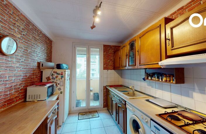 LA FARLEDE (83210) - APPARTEMENT GRAND T3 /T4 + CAVE — photo 4