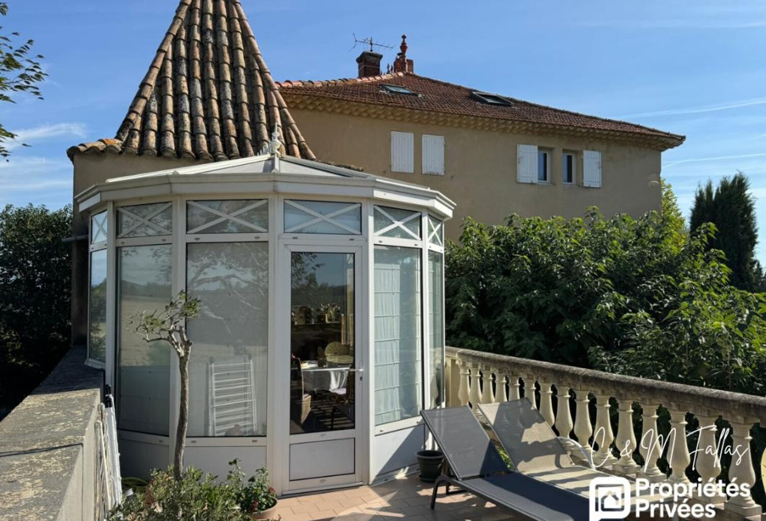 ORANGE - APPARTEMENT T2 DE CARACTÈRE DE 78,50 M² AVEC VÉRANDA ET TERRASSE - VUE DÉGAGÉE — photo 1