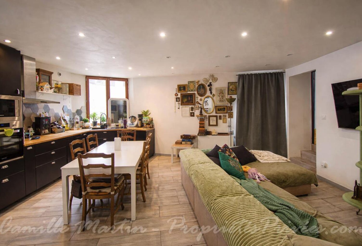 Investissement locatif clé en main - Rentabilité immédiate de 4,83 % net - Roquebrune Sur Argens 4 pièce(s) 89.04 m2 — photo 1